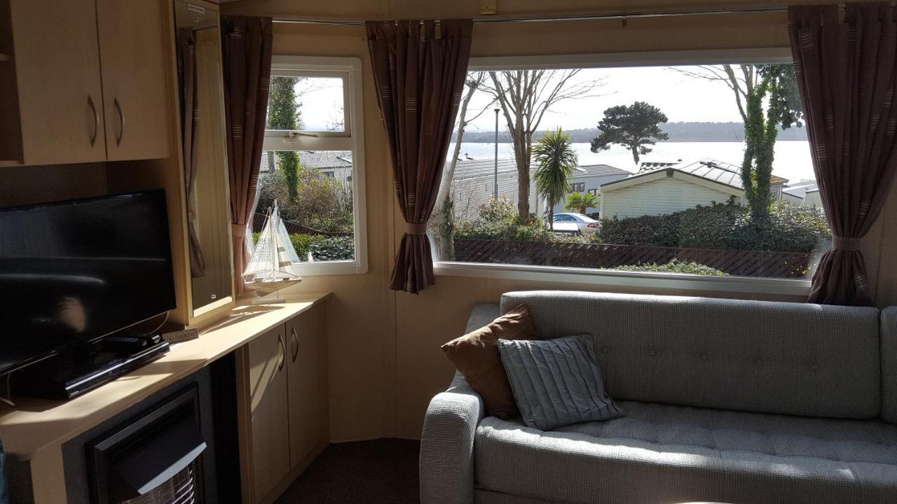 Hotel Pine Ridge 59 Rockley Park Poole With Sea View Sleeps Six Esterno foto