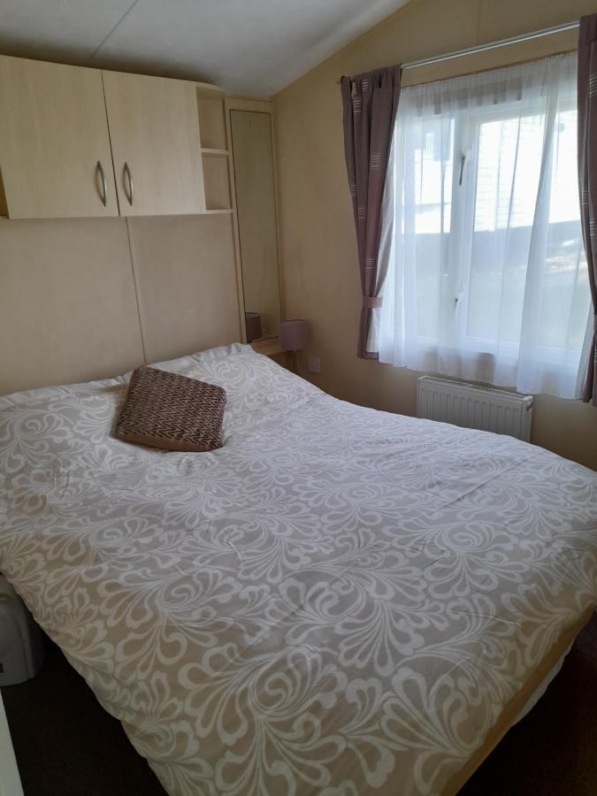 Hotel Pine Ridge 59 Rockley Park Poole With Sea View Sleeps Six Esterno foto