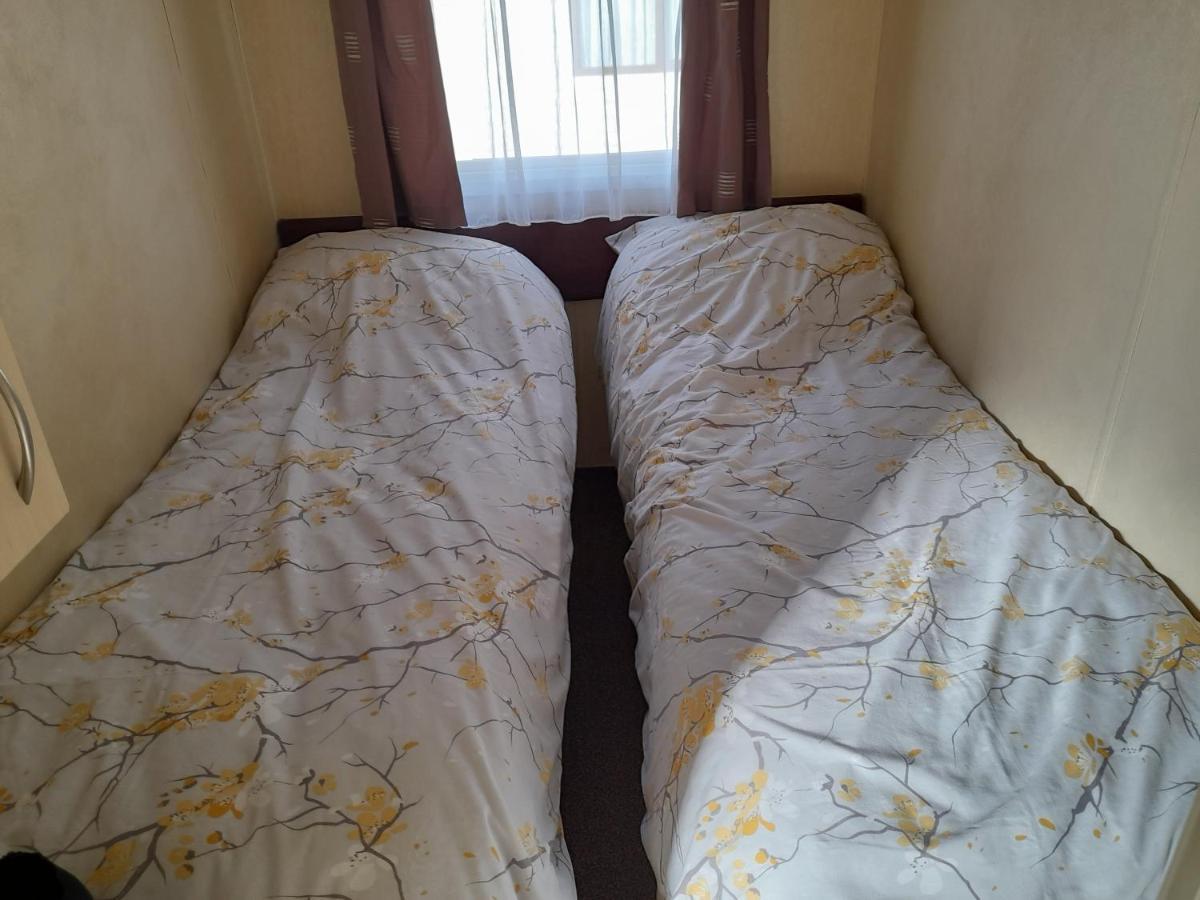 Hotel Pine Ridge 59 Rockley Park Poole With Sea View Sleeps Six Esterno foto